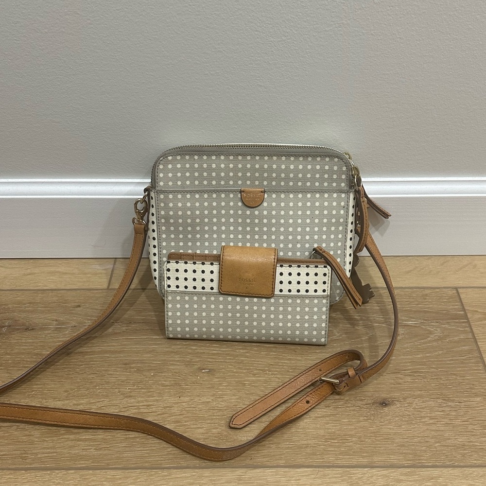 Fossil Crossbody Bag with Wallet